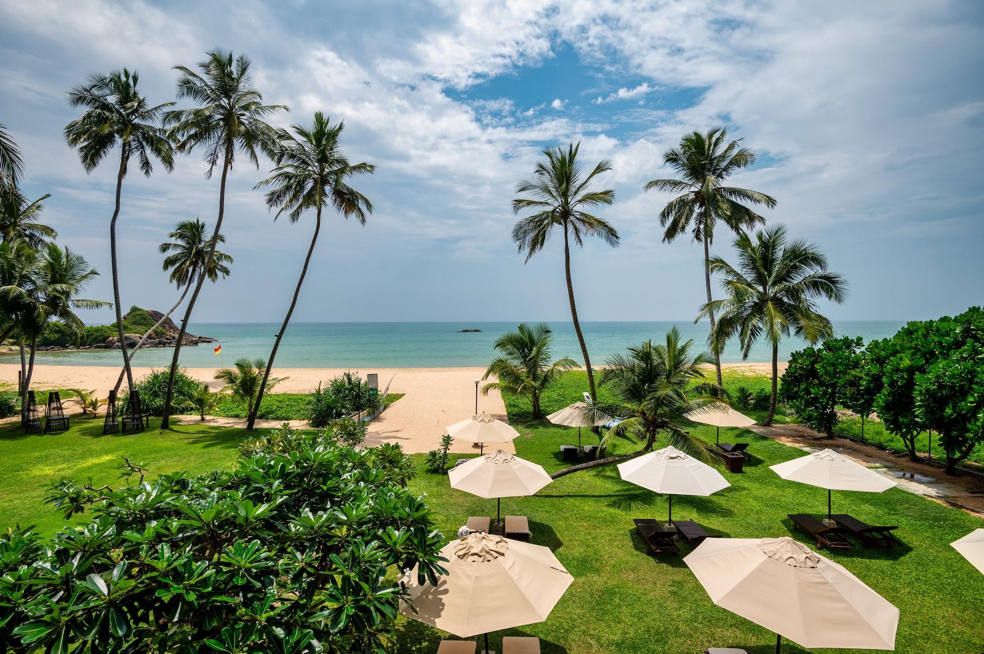 Shinagawa Beach Balapitiya Bagian luar foto